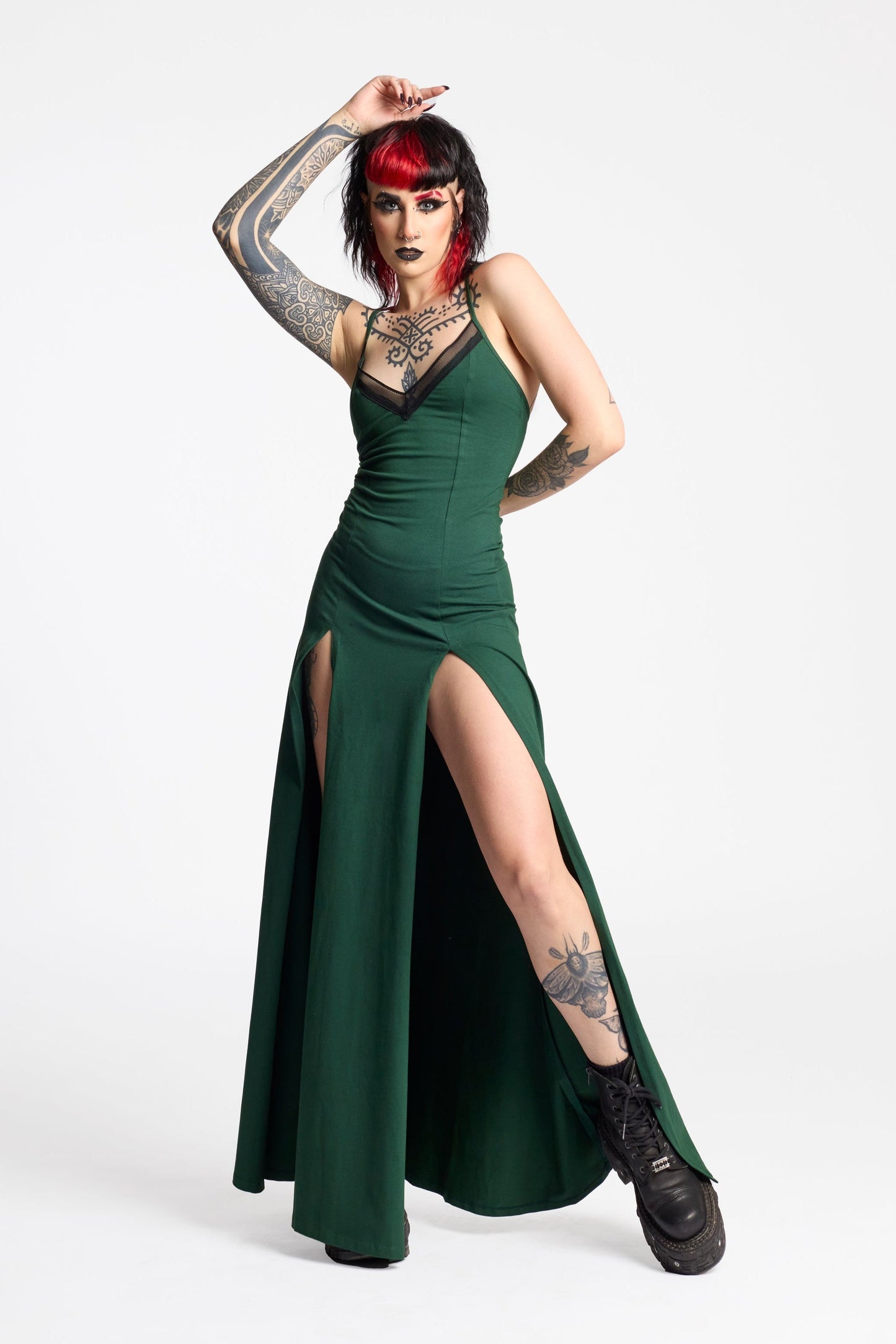 Schwarzes Front-Doppelspalt Maxi-Gothik-Kleid