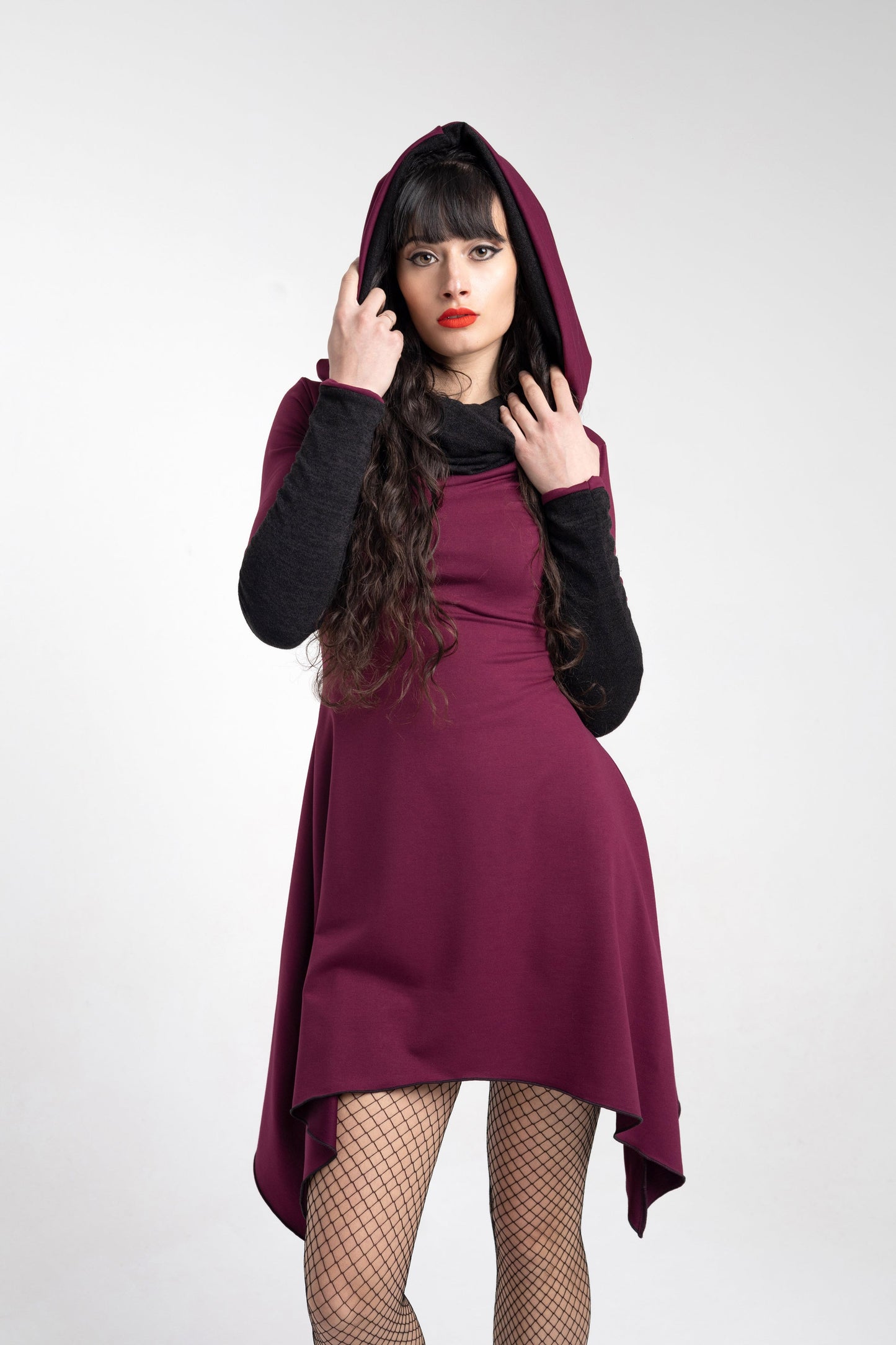 Schwarzes Kapuzen-Tunika-Kleid für Elfen