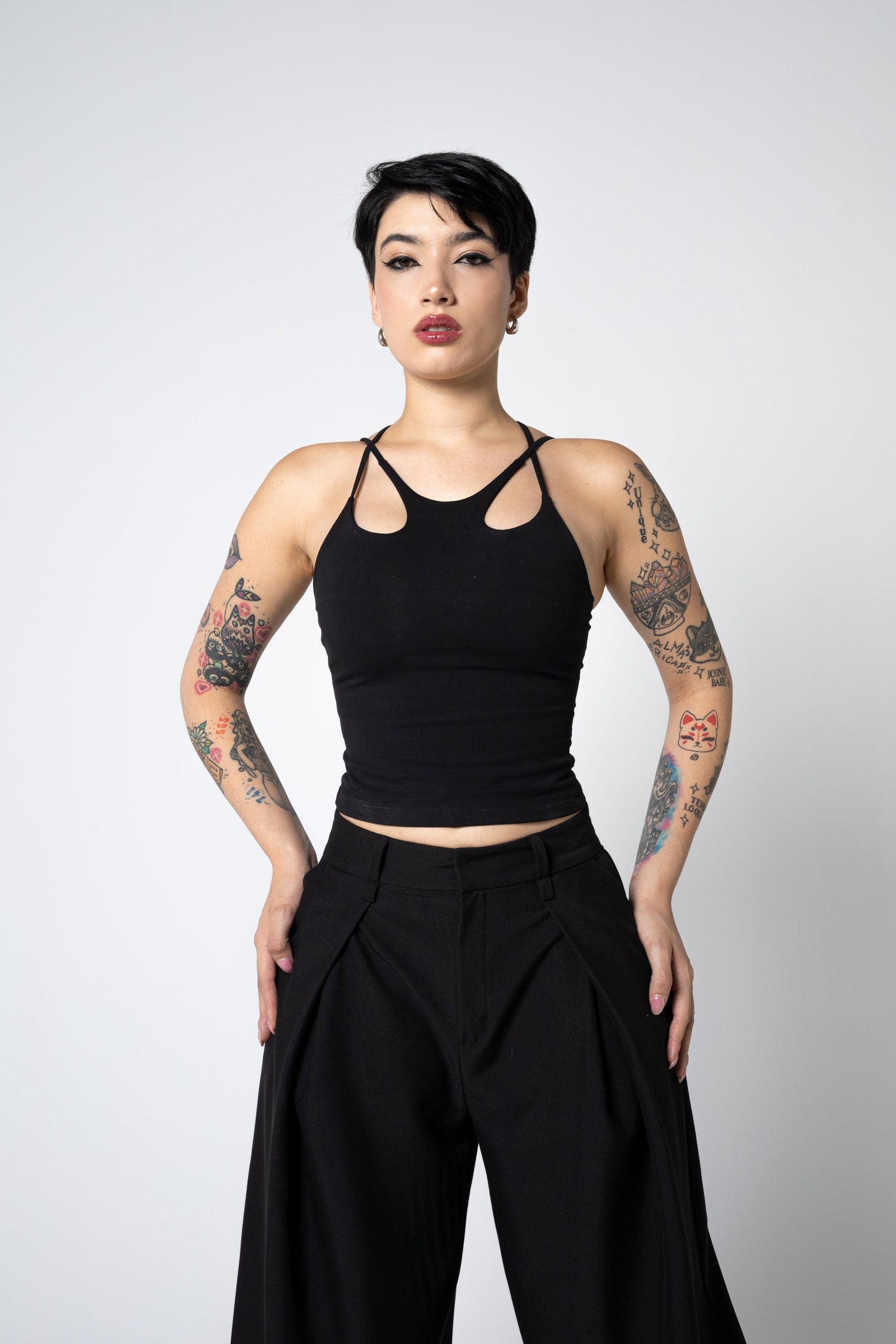 MIA Top – Bio-Baumwolle Cut-Out Träger Tank
