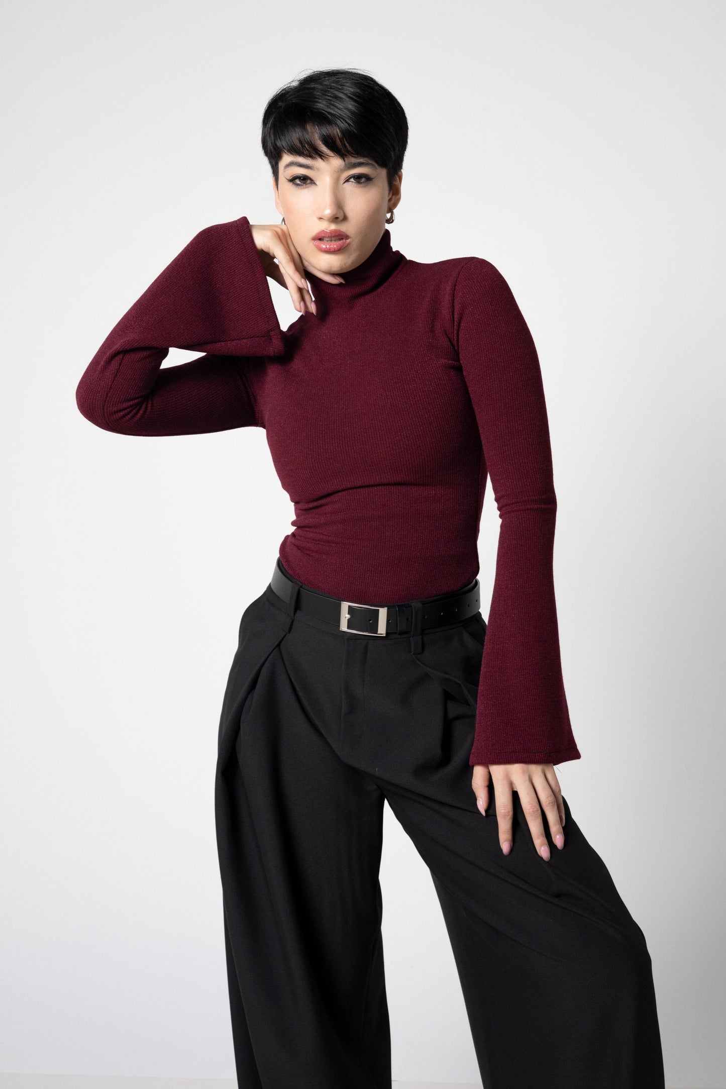 Weinfarbener Rippstrick-Turtleneck-Top mit Glockenärmeln – S bis 3XL